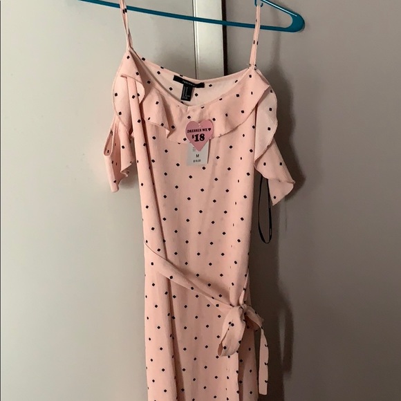 Dress - Picture 4 of 4